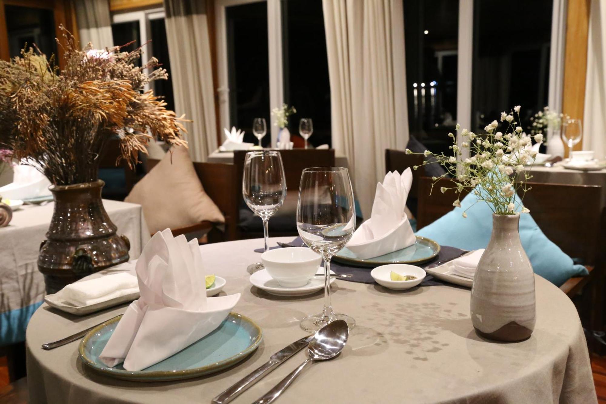Secret Halong Cruise Hotel Ha Long Exterior foto