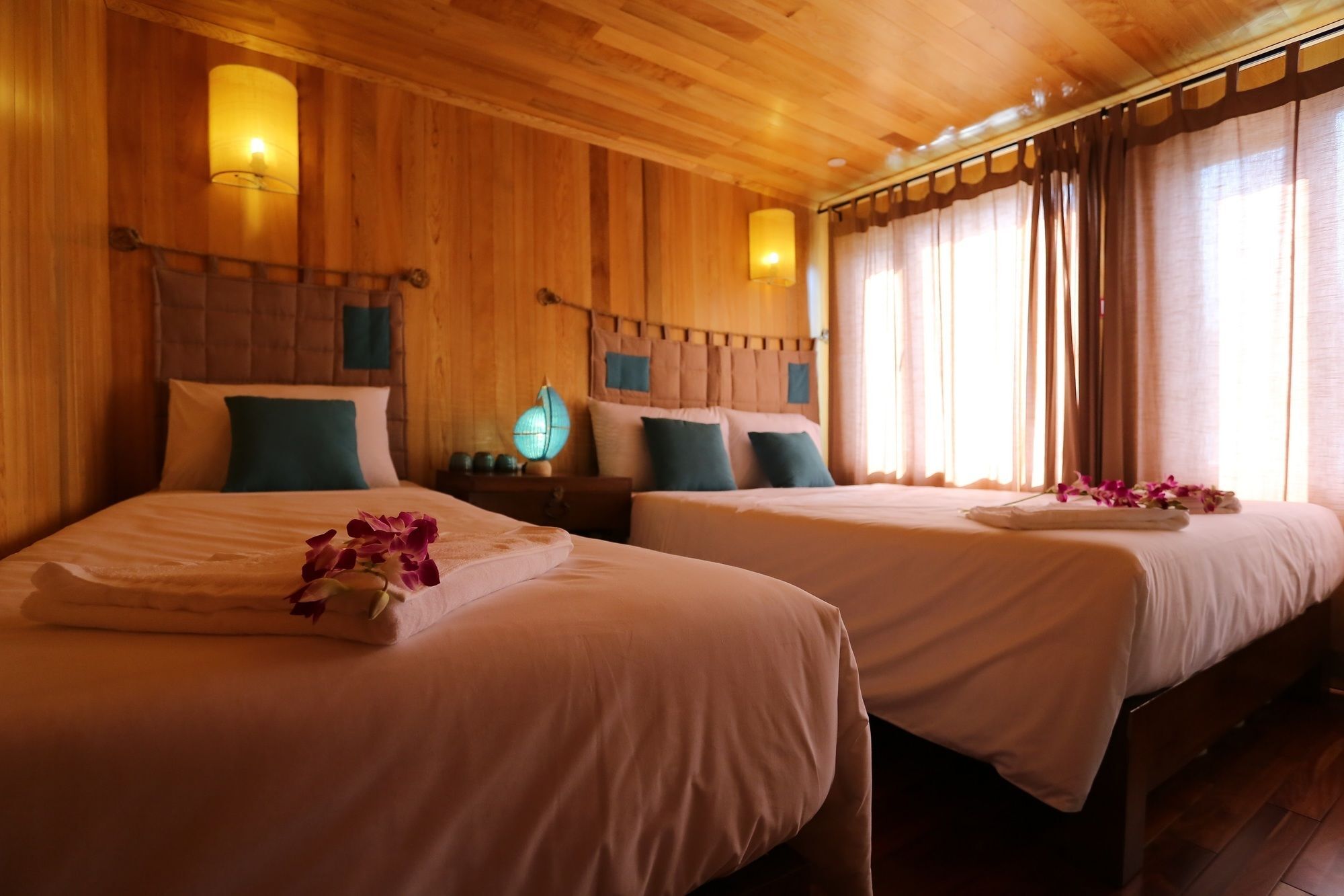 Secret Halong Cruise Hotel Ha Long Exterior foto